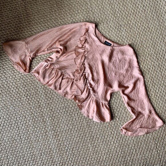 Topshop Peachy Pink Ruffle Satin Blouse Boho Flutter Bell Sleeves Size 2 - Picture 1 of 8